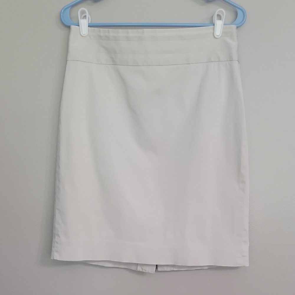 Banana Republic Beige  Stretch Midi Skirt Size 8